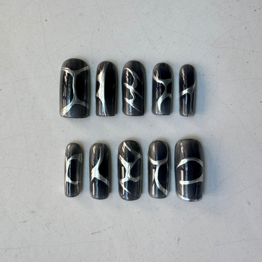 Black Chrome Cat Eye Nail Set
